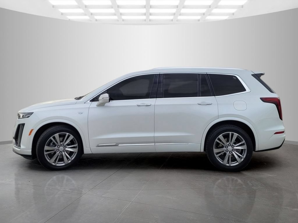 Used 2023 Cadillac XT6 Premium Luxury FWD image 8