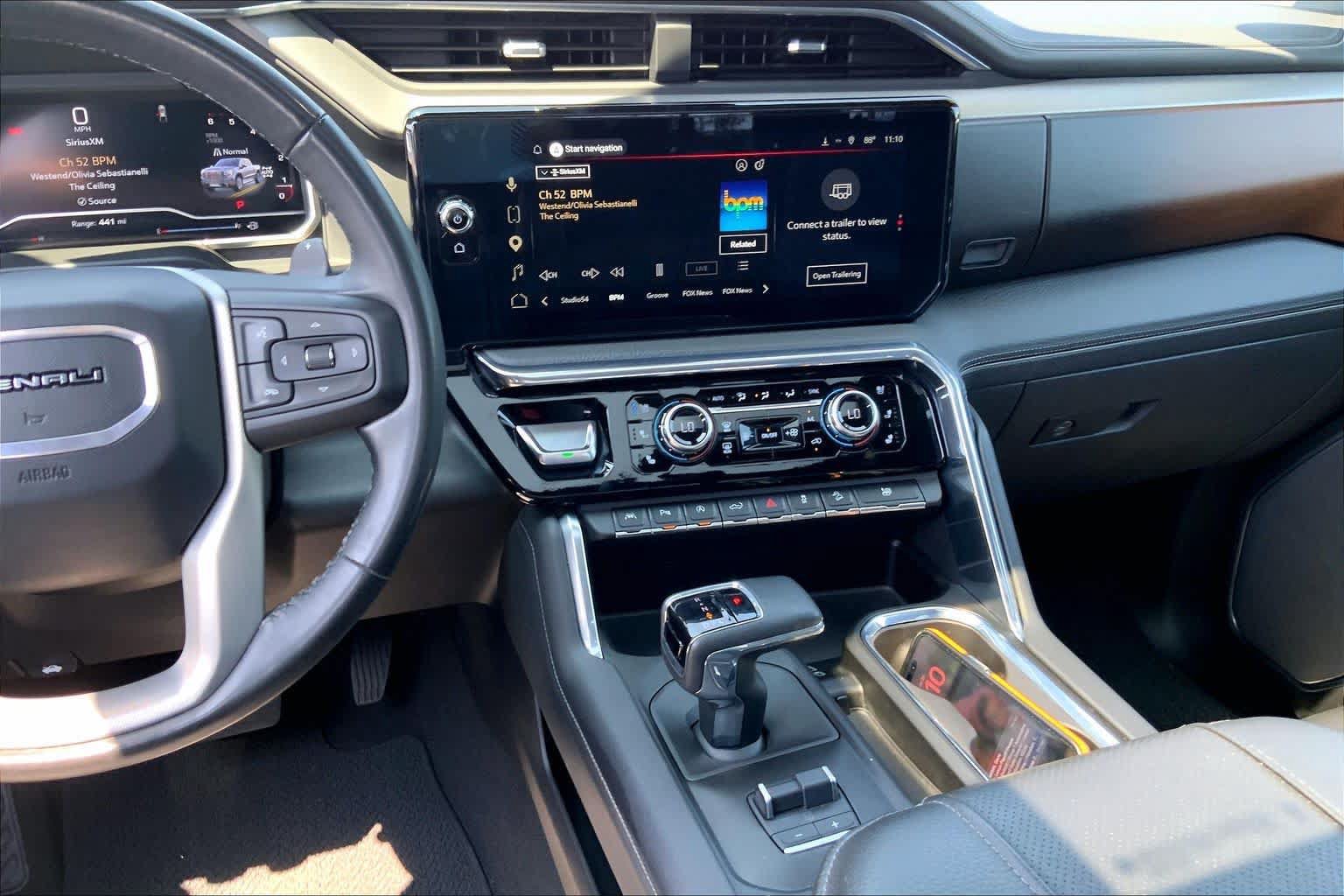 Used 2024 GMC Sierra 1500 Denali w/ Denali Reserve Package AWD/4WD image 6