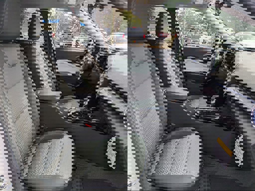 New 2026 Chevrolet Trax LT w/ Driver Confidence Package image 31