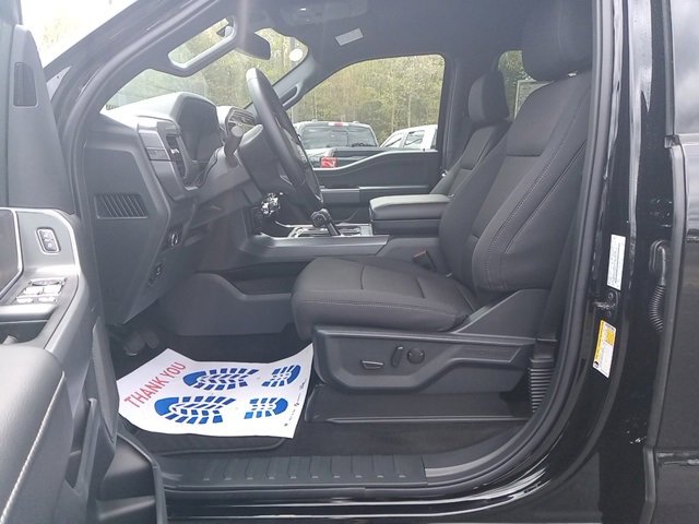 New 2025 Ford F150 XLT w/ Equipment Group 302A MID image 25