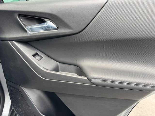New 2026 Chevrolet Equinox LT w/ Convenience Package II FWD image 9