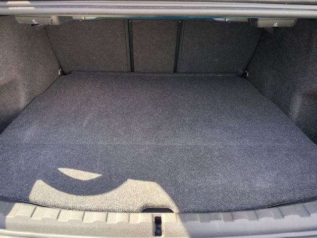 Used 2019 BMW 330i Sedan w/ Driving Assistance Package image 27