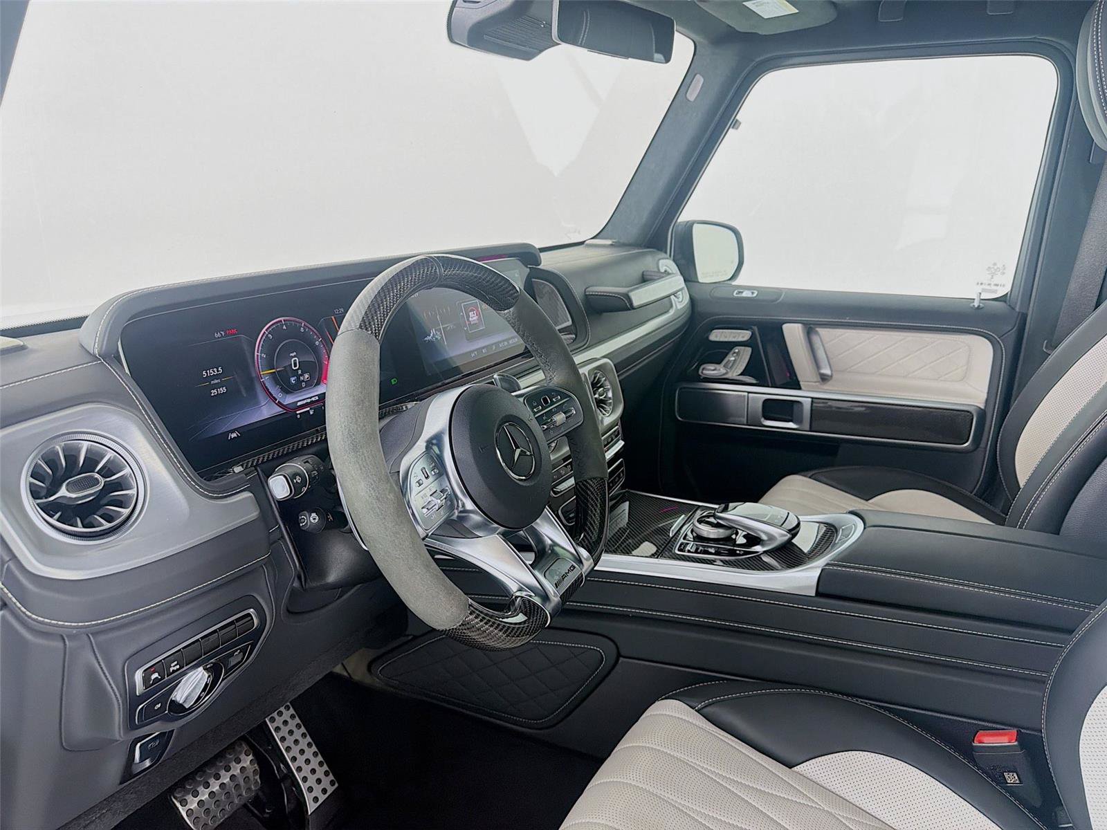 Used 2024 Mercedes-Benz G 63 AMG 4MATIC image 4