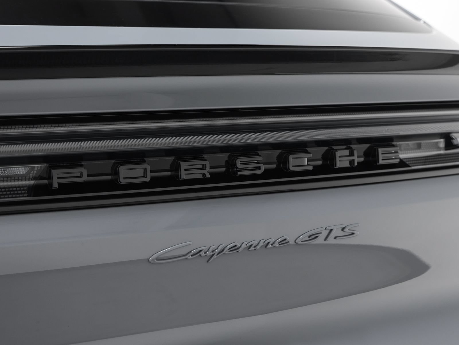 New 2026 Porsche Cayenne GTS AWD/4WD image 23