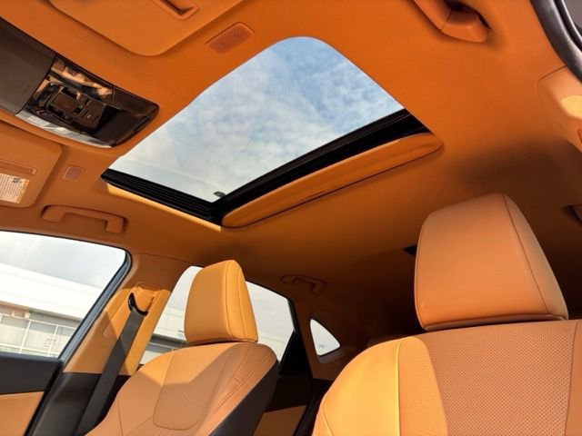 Used 2025 Lexus NX 350 AWD w/ Cold Area Package image 22