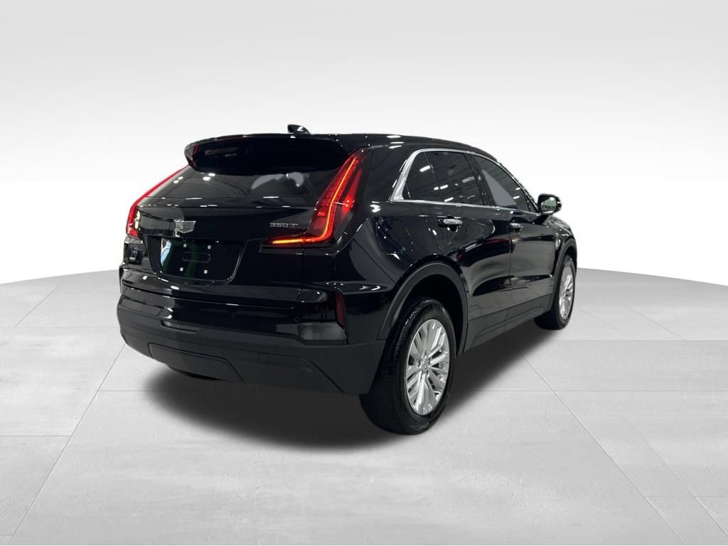 Used 2024 Cadillac XT4 Luxury w/ Cold Weather Package AWD/4WD image 27