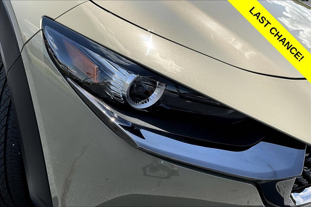 Certified 2025 MAZDA CX-30 Carbon AWD/4WD image 29