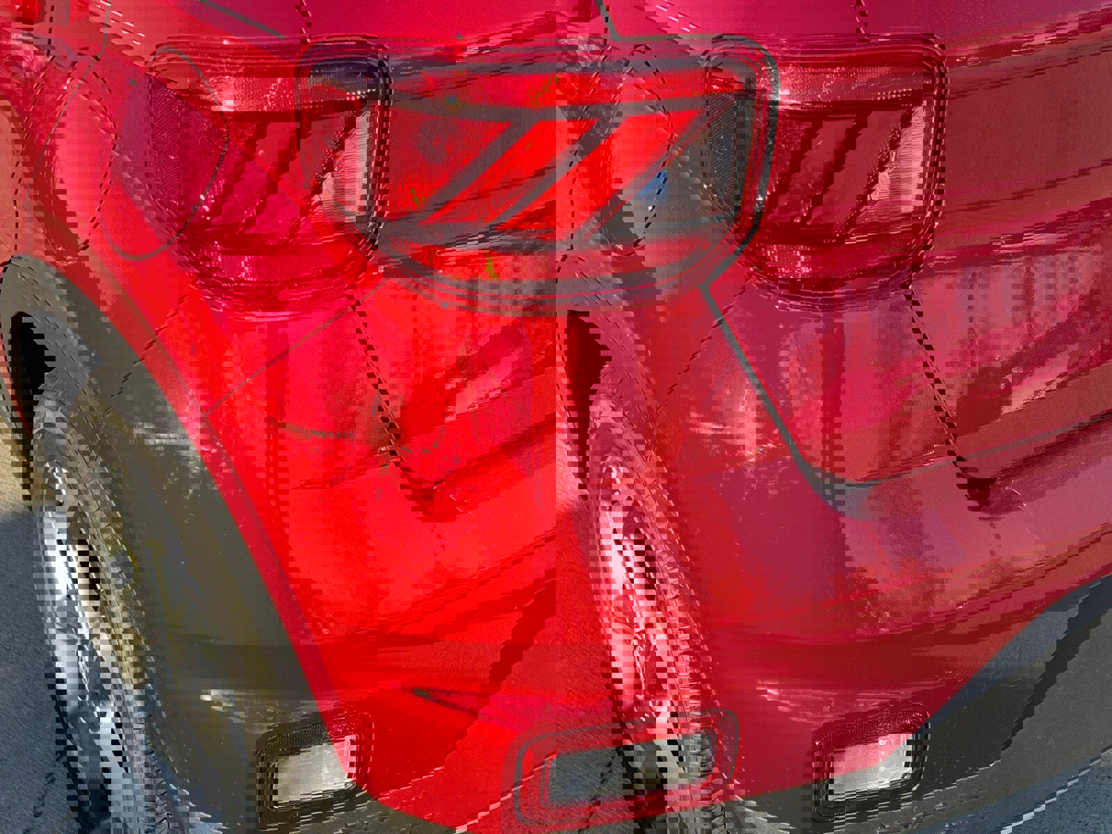 Certified 2025 Hyundai Venue SEL image 13