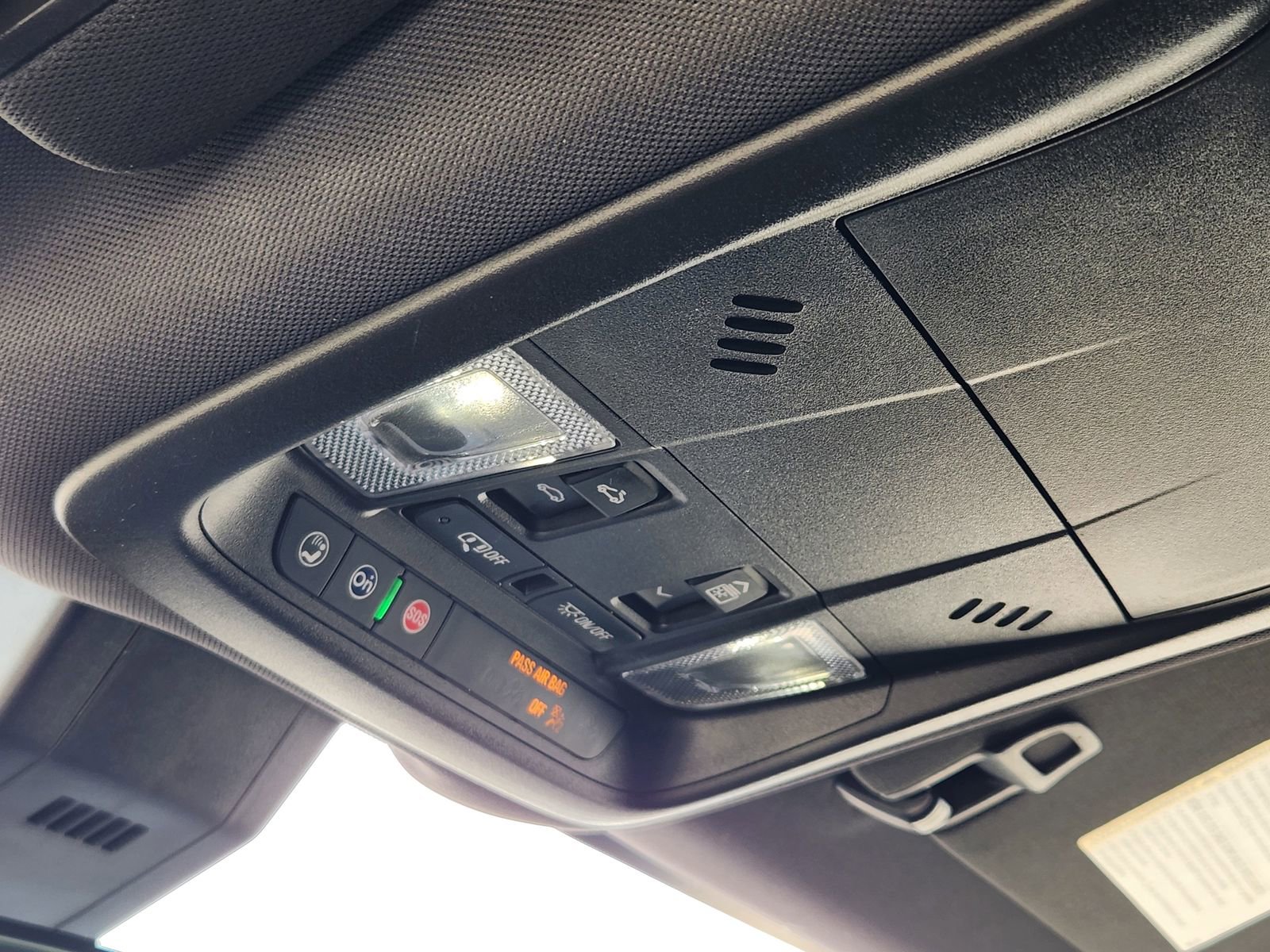 Used 2024 Chevrolet Equinox RS FWD image 28