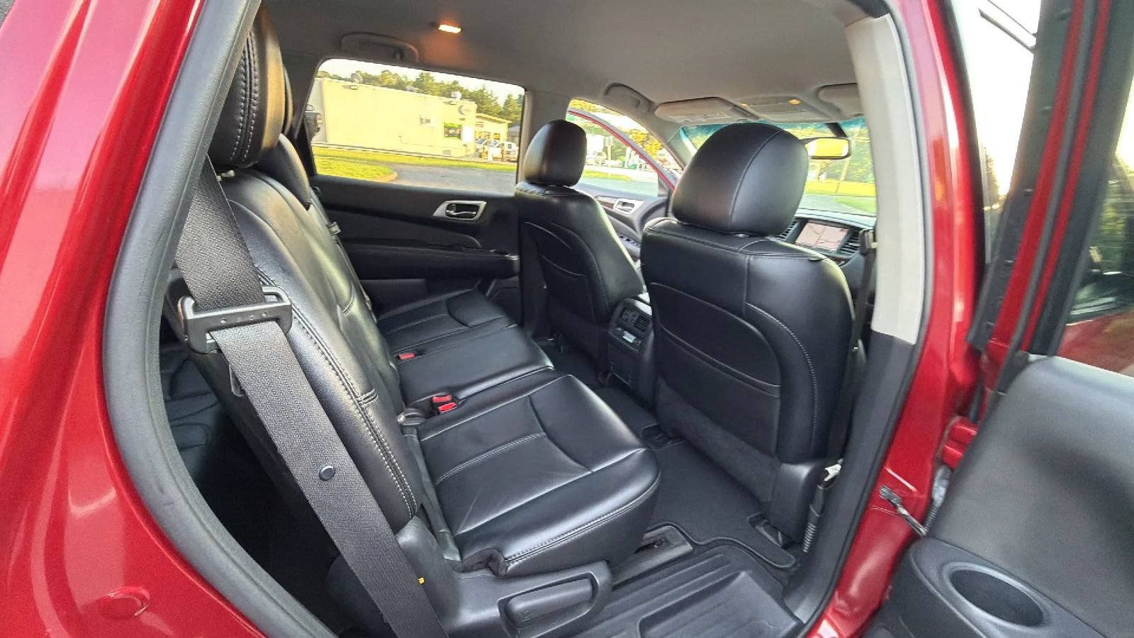 Used 2014 Nissan Pathfinder SL w/ SL Tech Package AWD/4WD image 62