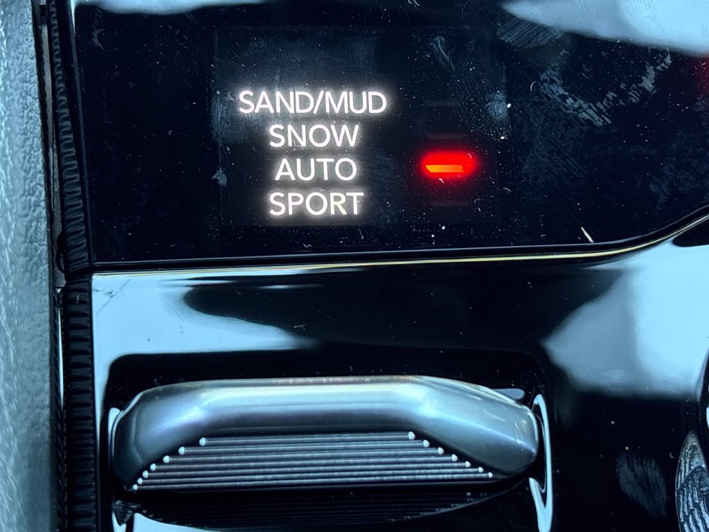 New 2027 Jeep Grand Cherokee Limited AWD/4WD image 15