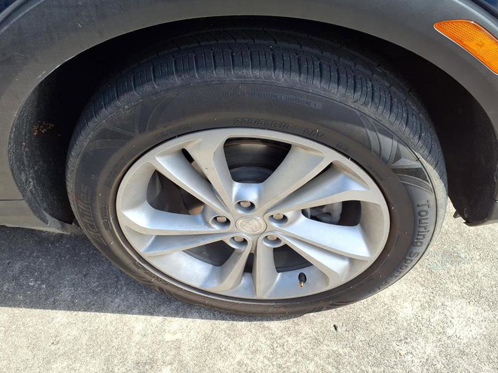 Used 2021 Buick Encore GX Preferred image 4