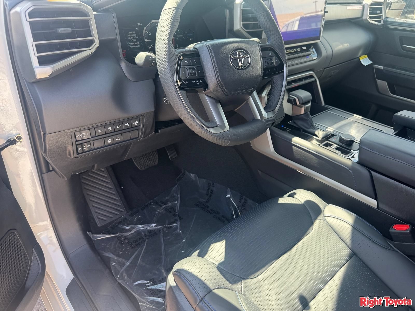 New 2026 Toyota Sequoia Platinum AWD/4WD image 17