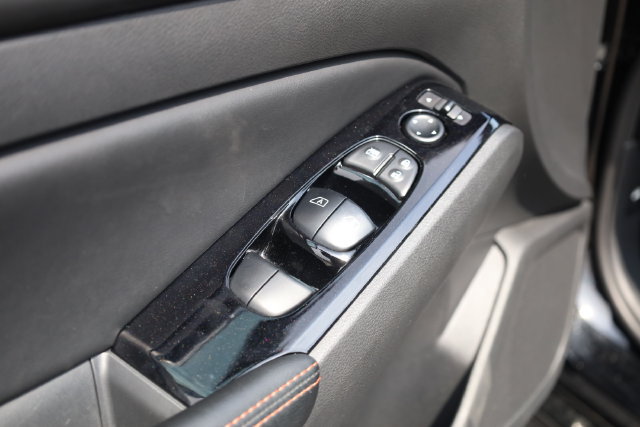 Certified 2025 Nissan Altima 2.5 SR FWD image 18