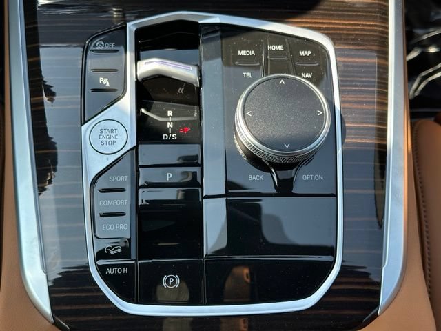 New 2026 BMW X5 xDrive40i w/ Climate Comfort Package AWD/4WD image 21