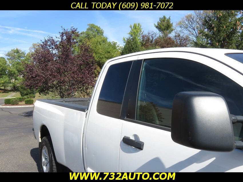 Used 2008 Nissan Titan SE image 24
