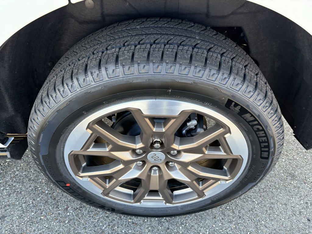 New 2025 Ford Expedition King Ranch image 14