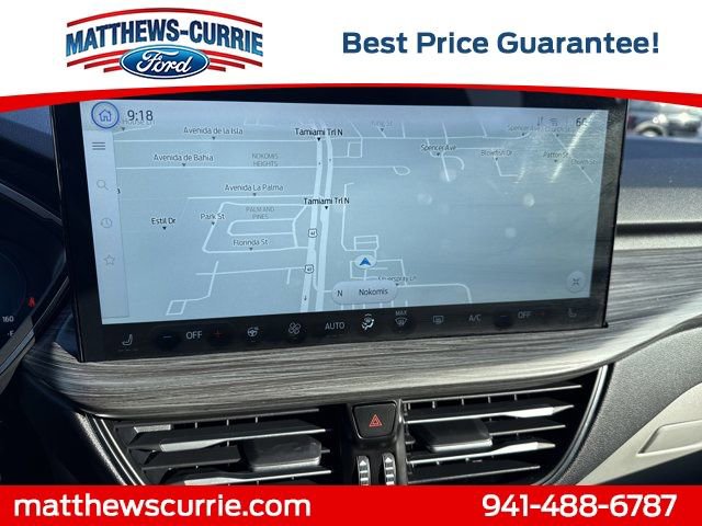 Certified 2025 Ford Escape Platinum w/ Premium Technology Package image 18