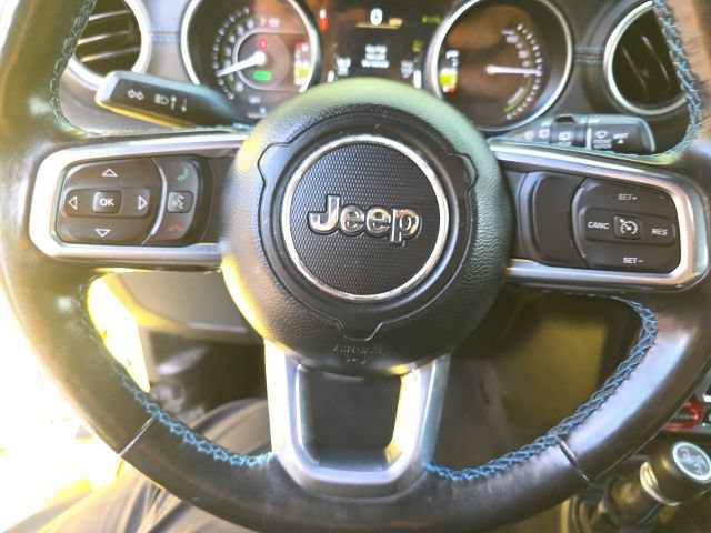 Used 2023 Jeep Wrangler Unlimited Rubicon 4xe w/ Cold Weather Group AWD/4WD image 14