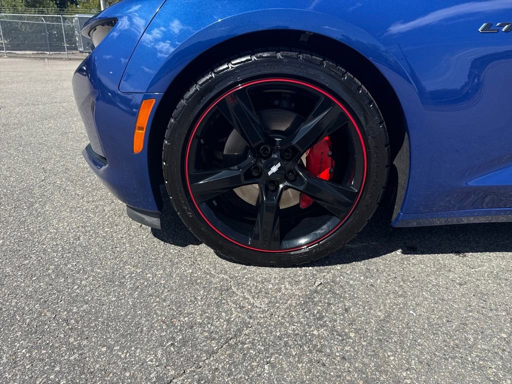 Used 2022 Chevrolet Camaro LT w/ RS Package image 26