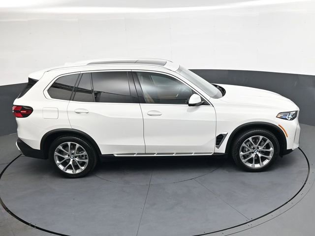 Used 2025 BMW X5 xDrive40i AWD/4WD image 24