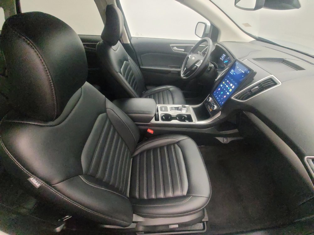 Used 2024 Ford Edge SEL image 21