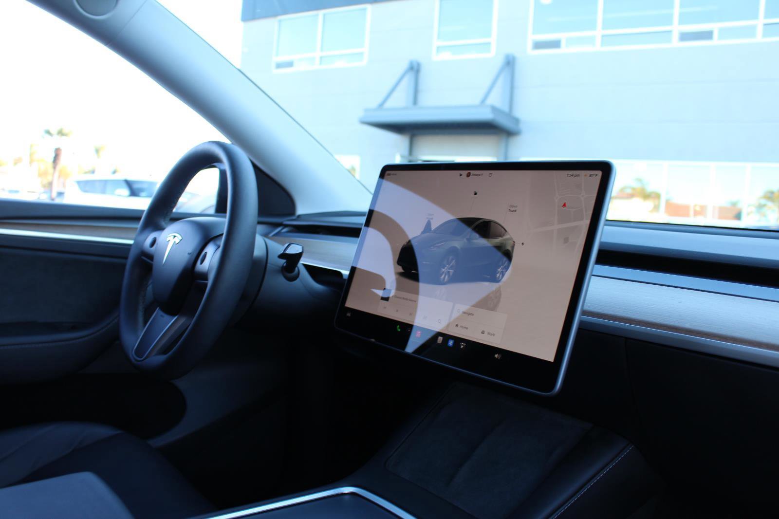 Used 2024 Tesla Model Y Long Range image 13