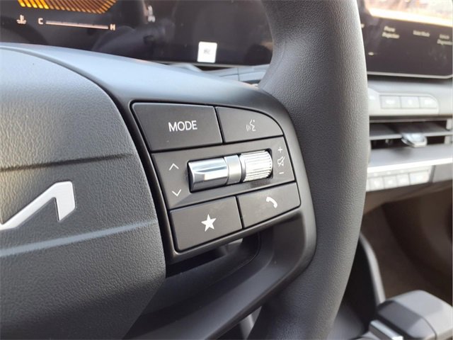 New 2026 Kia K4 LXS image 10