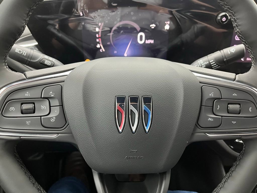 New 2025 Buick Envista Avenir image 18