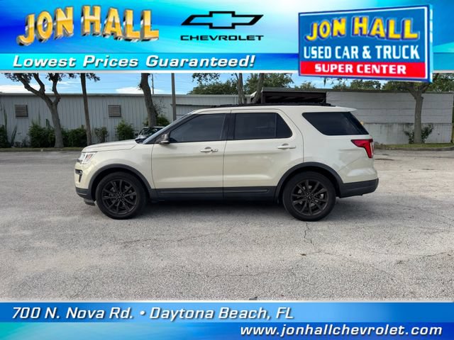 Used 2018 Ford Explorer XLT w/ Equipment Group 202A FWD image 5
