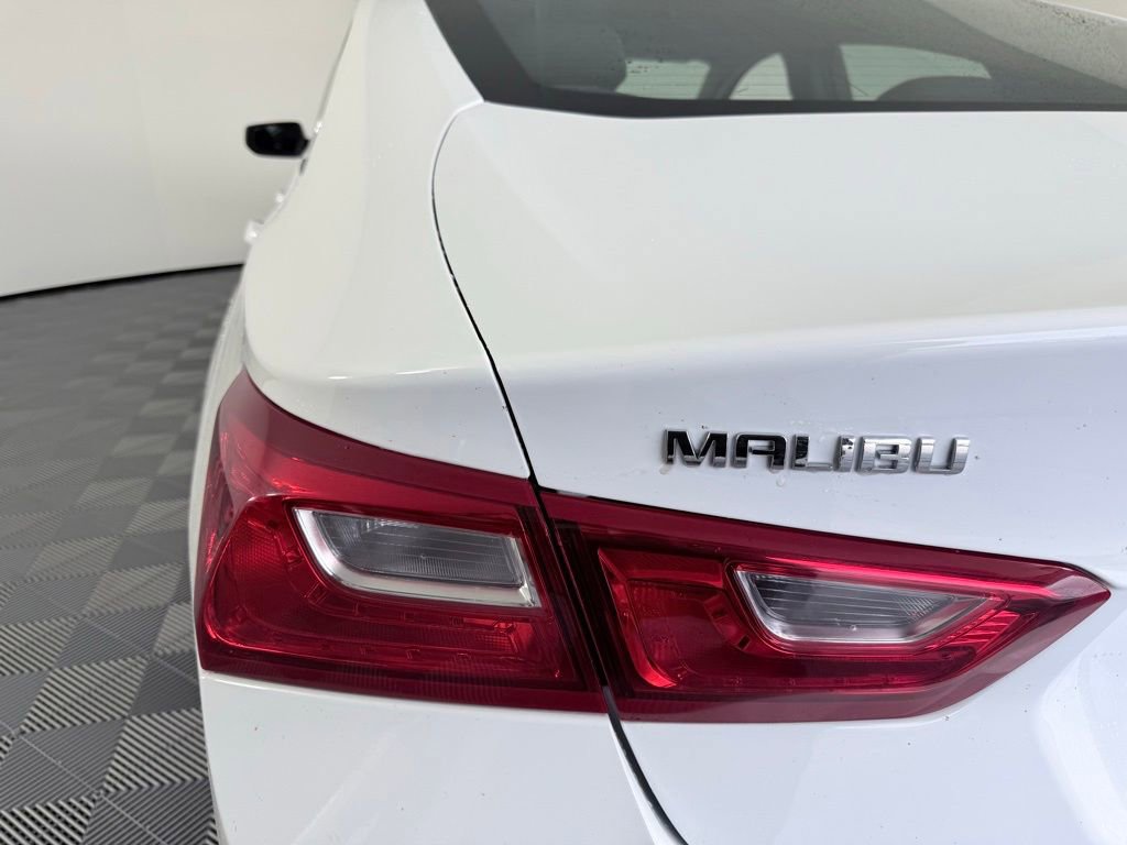 Used 2025 Chevrolet Malibu LT image 27