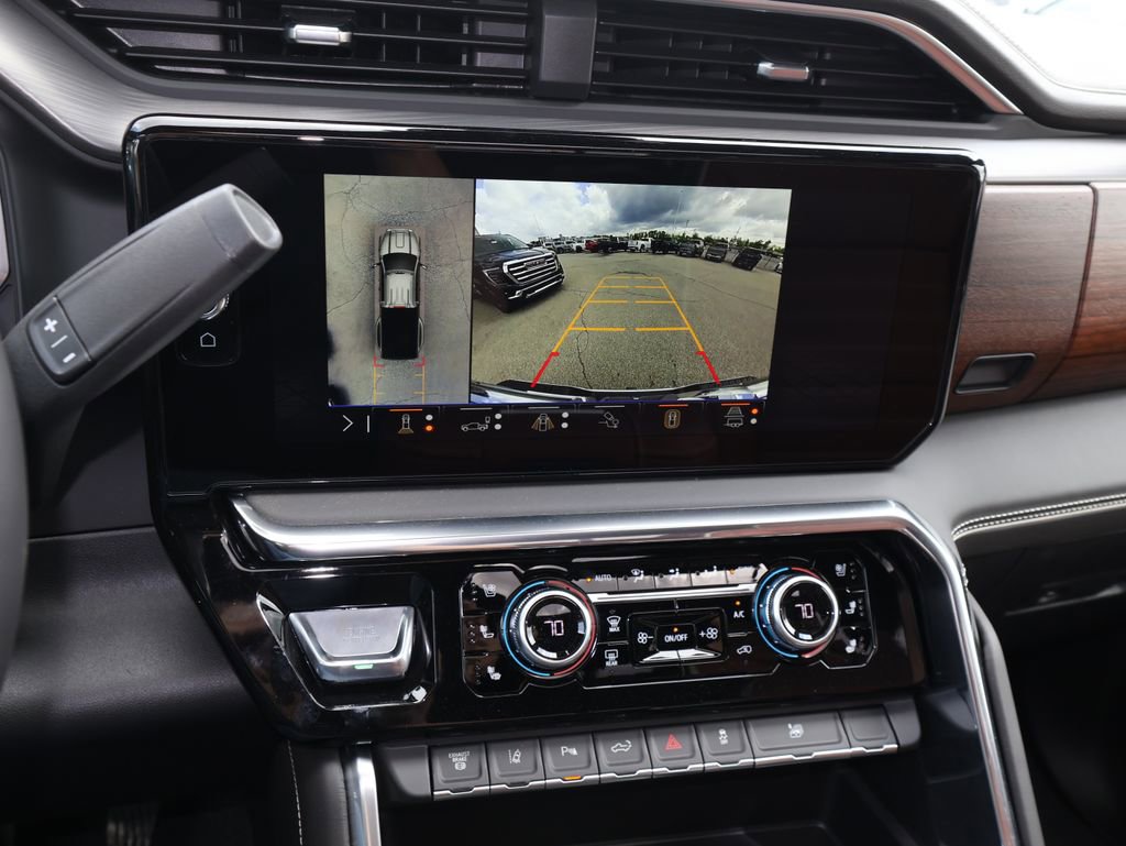 New 2026 GMC Sierra 3500 Denali Ultimate AWD/4WD image 17