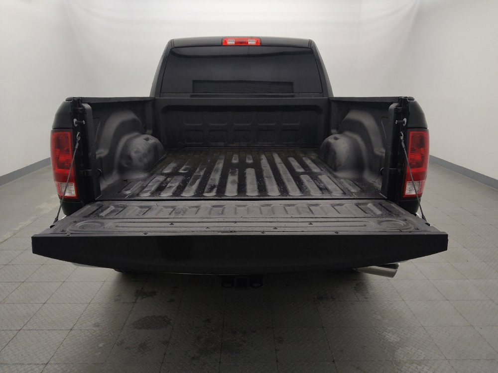Used 2020 RAM 1500 Tradesman w/ Chrome Plus Package RWD image 29