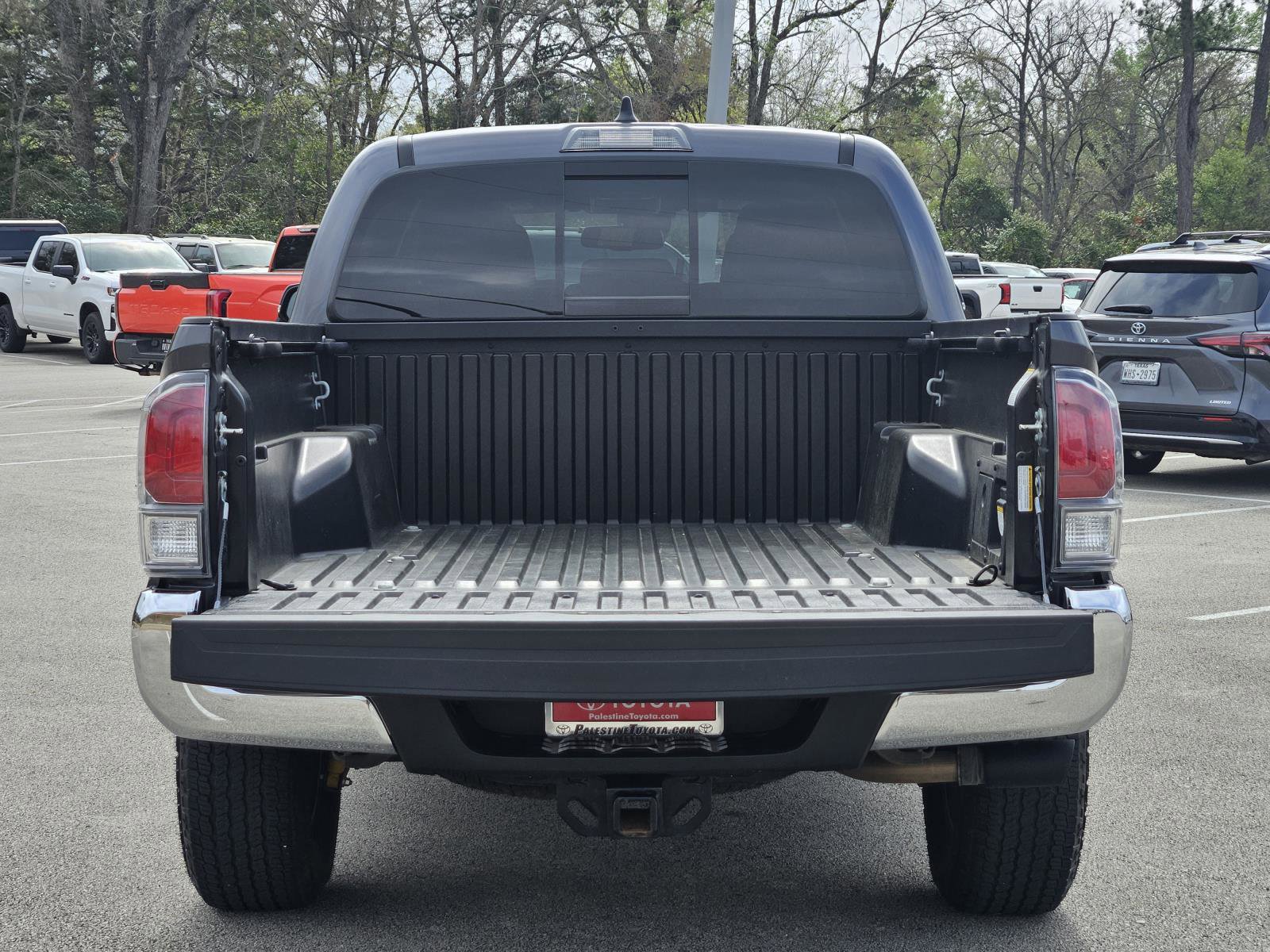 Used 2023 Toyota Tacoma TRD Off-Road image 11