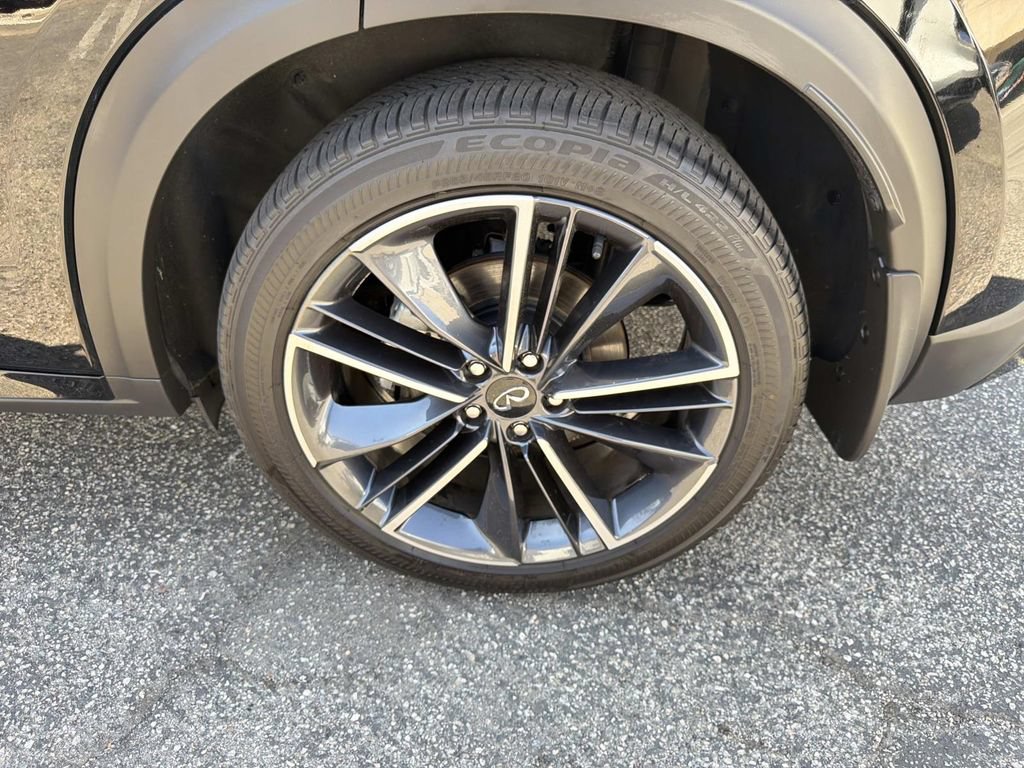 Certified 2023 INFINITI QX55 Luxe w/ Cargo Package AWD/4WD image 7