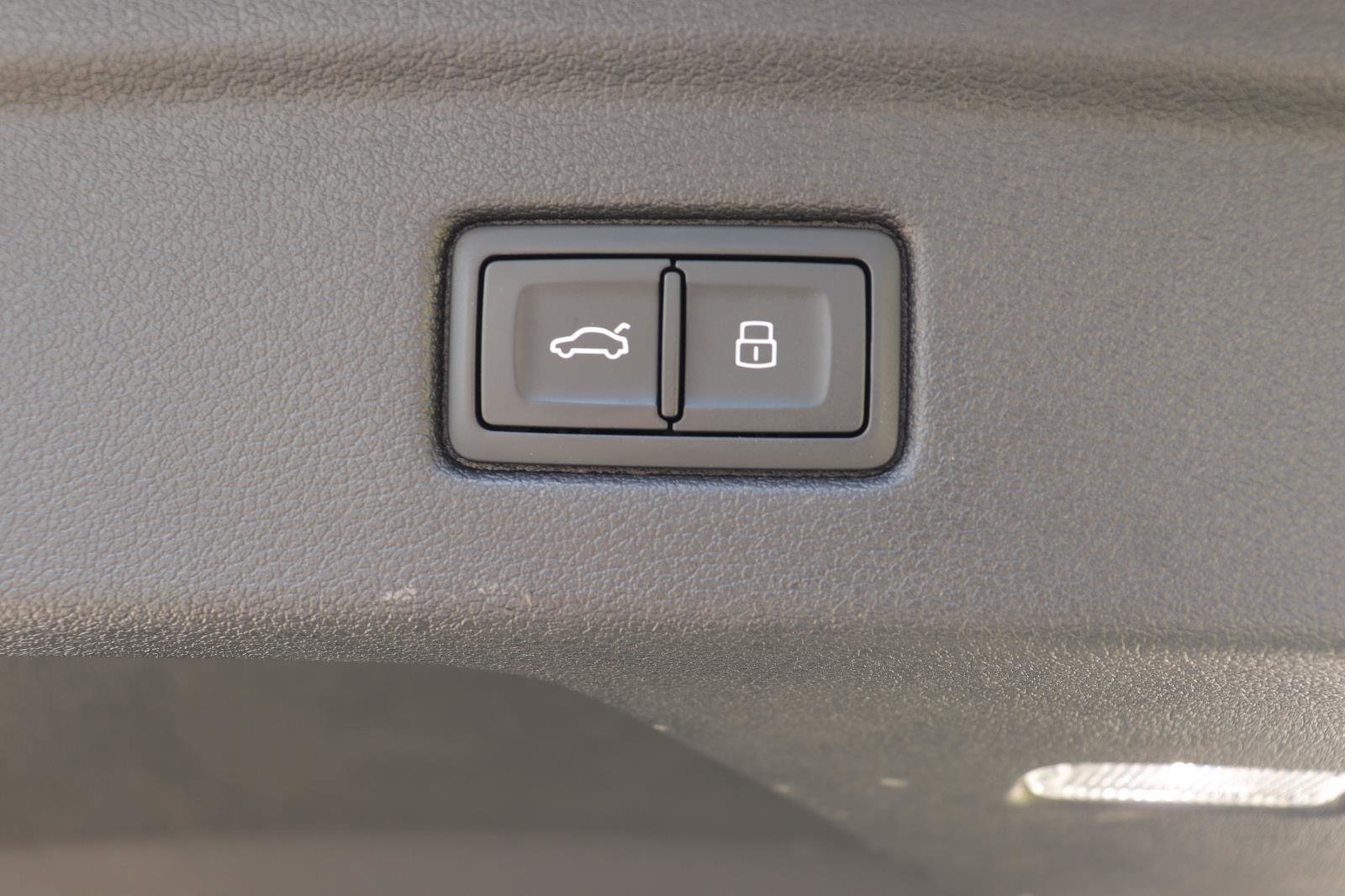 Used 2018 Audi S5 Prestige image 16