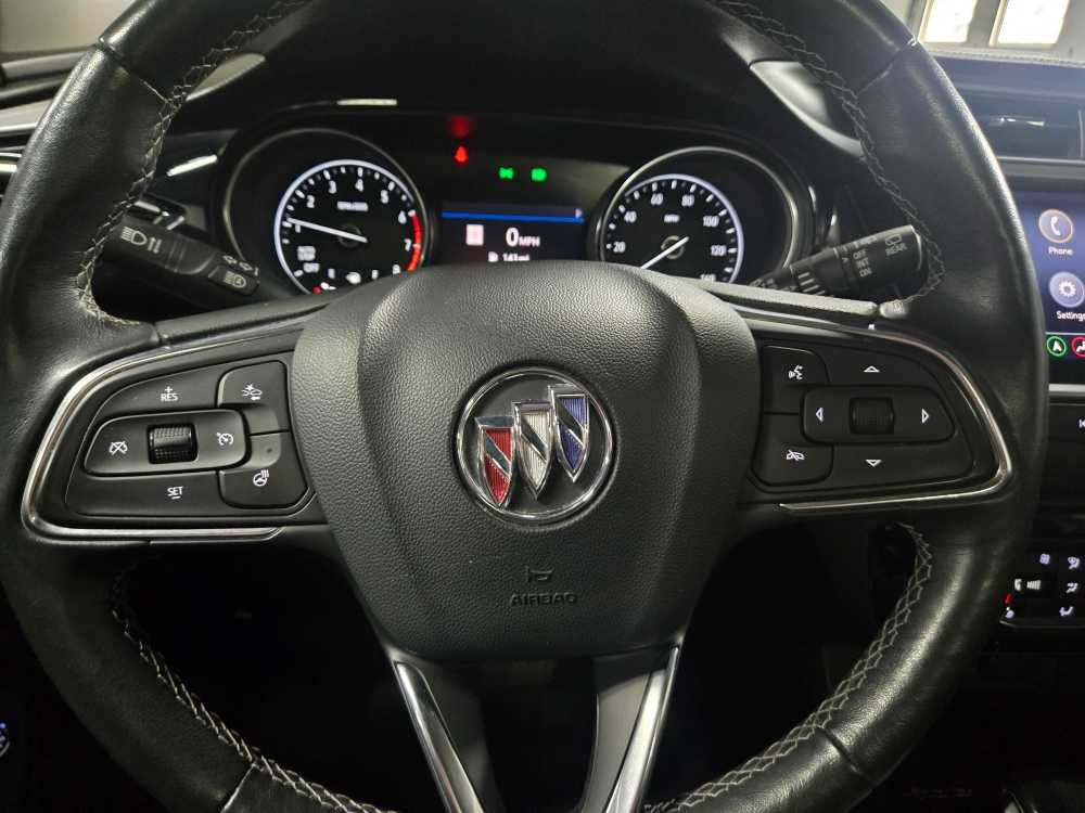 Used 2020 Buick Encore GX Essence w/ Experience Buick Package image 21