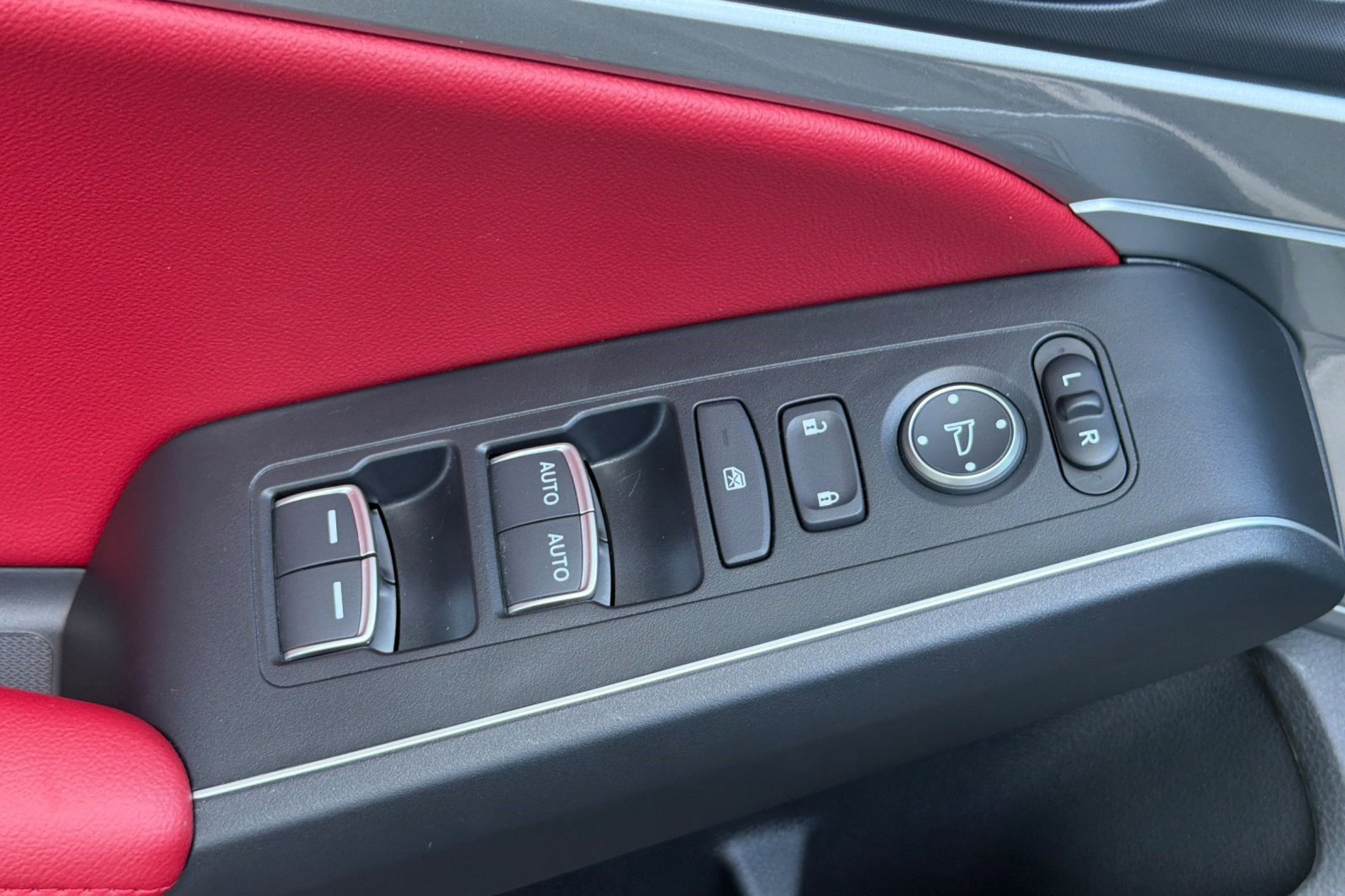 Used 2025 Acura Integra A-Spec FWD image 13