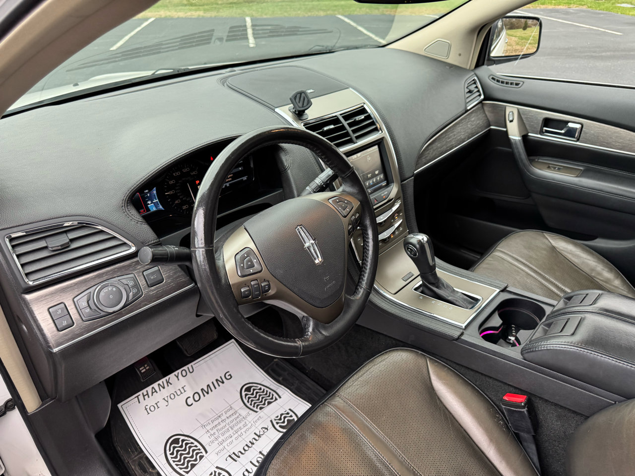 Used 2011 Lincoln MKX AWD w/ 102A Rapid Spec Order Code image 33