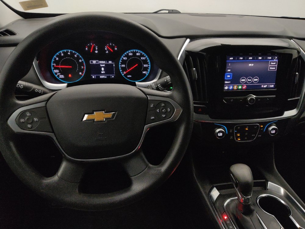 Used 2021 Chevrolet Traverse LS FWD image 22