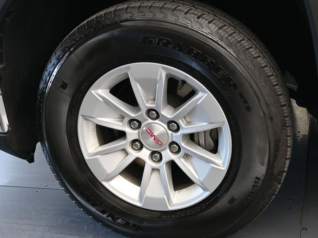 Used 2024 GMC Sierra 1500 Pro w/ Pro Value Package image 32