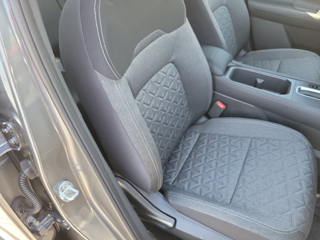 New 2026 Nissan Kicks SV w/ SV Premium Package FWD image 13