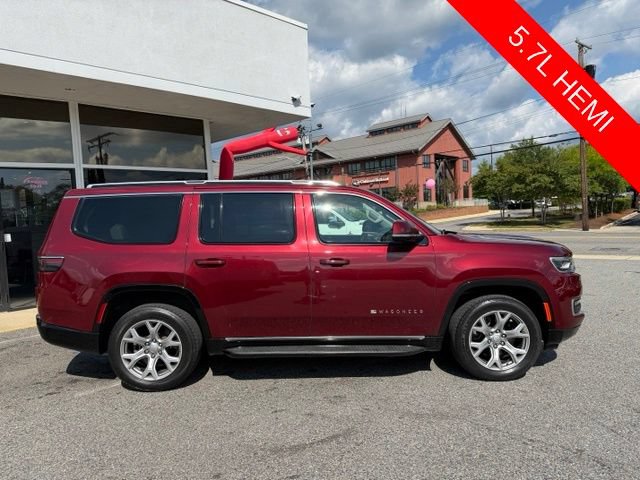 Used 2022 Jeep Wagoneer Series II AWD/4WD image 10