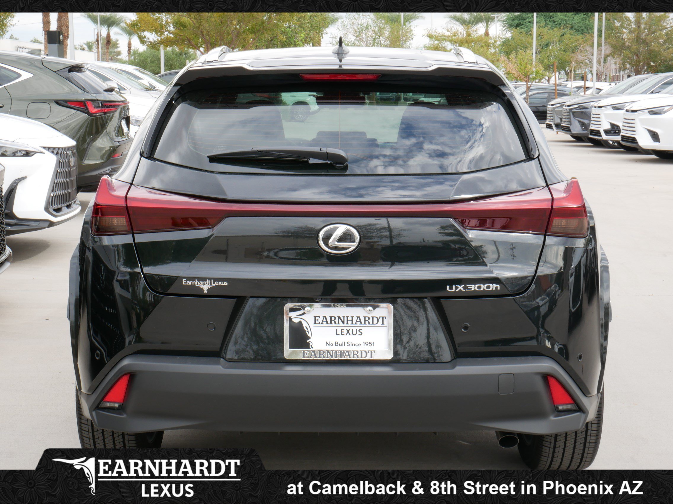 New 2026 Lexus UX 300h FWD image 5
