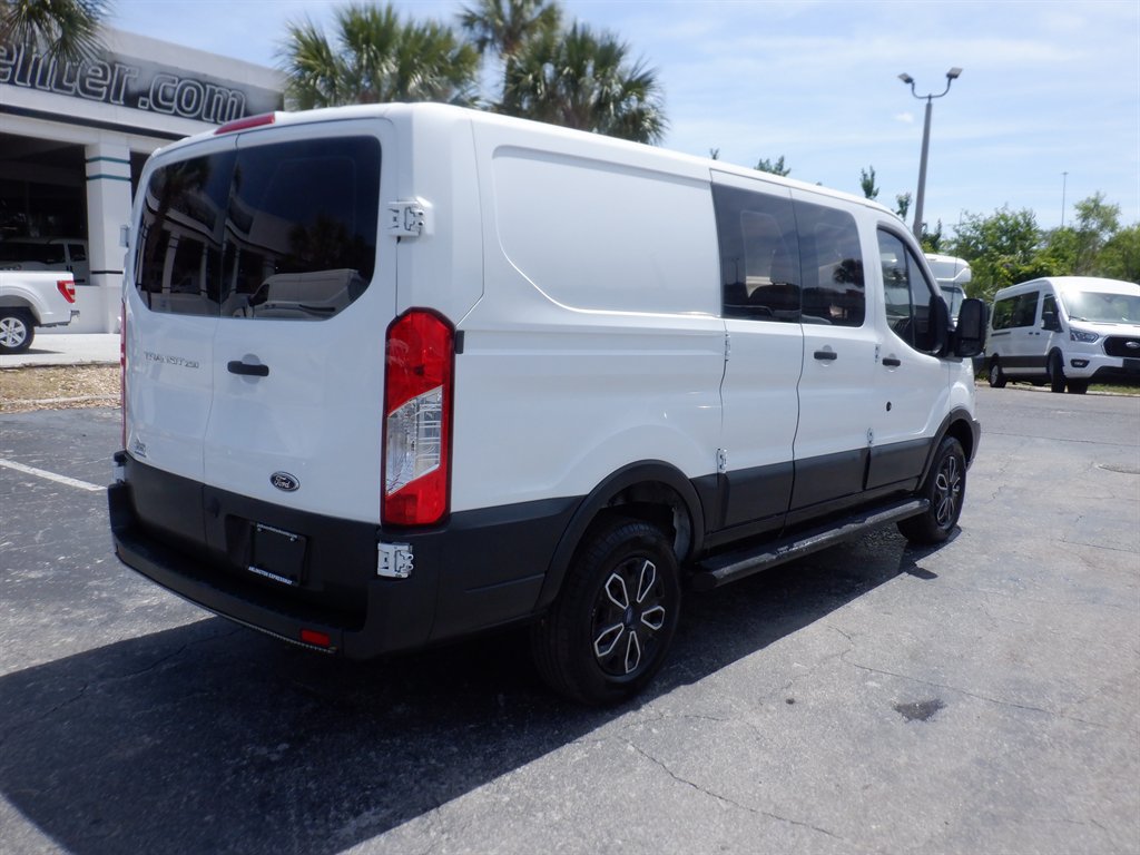 Used 2017 Ford Transit 250 130 Low Roof w/ Exterior Upgrade Package RWD image 6