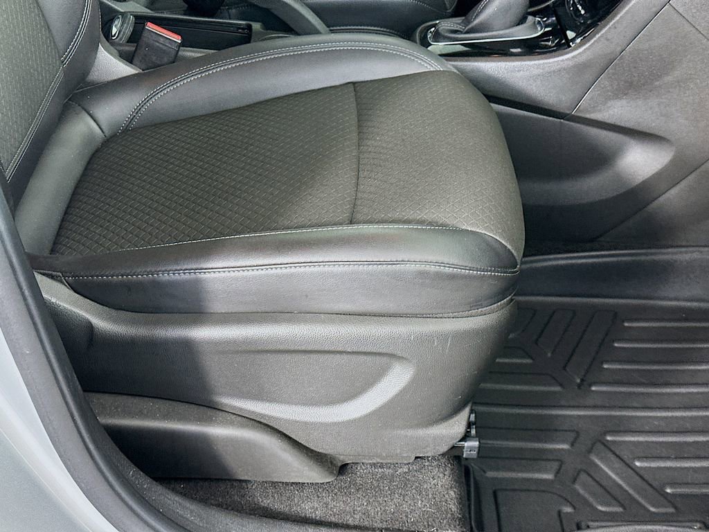 Used 2018 Buick Encore Preferred FWD image 23