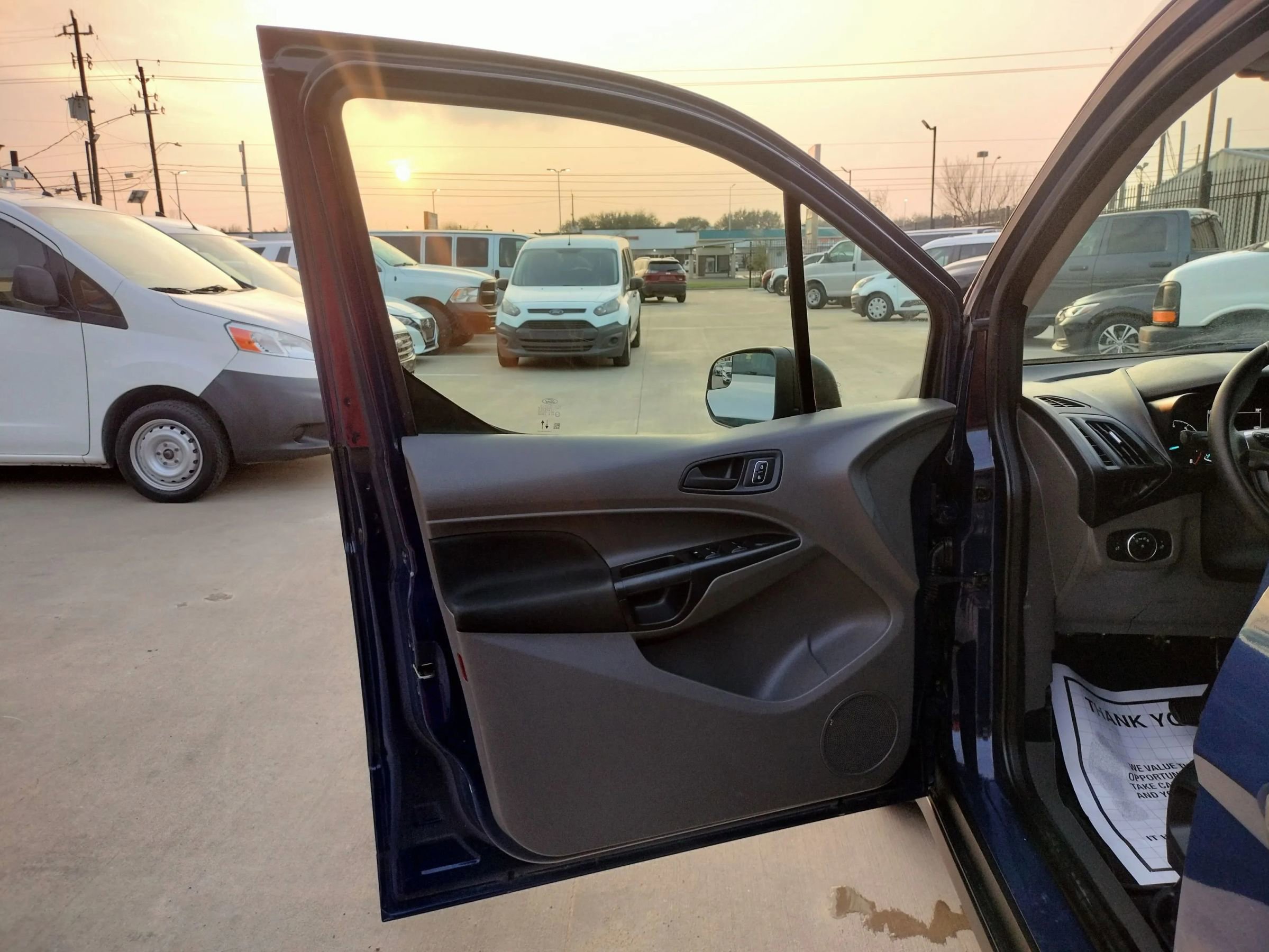 Used 2021 Ford Transit Connect XL image 21