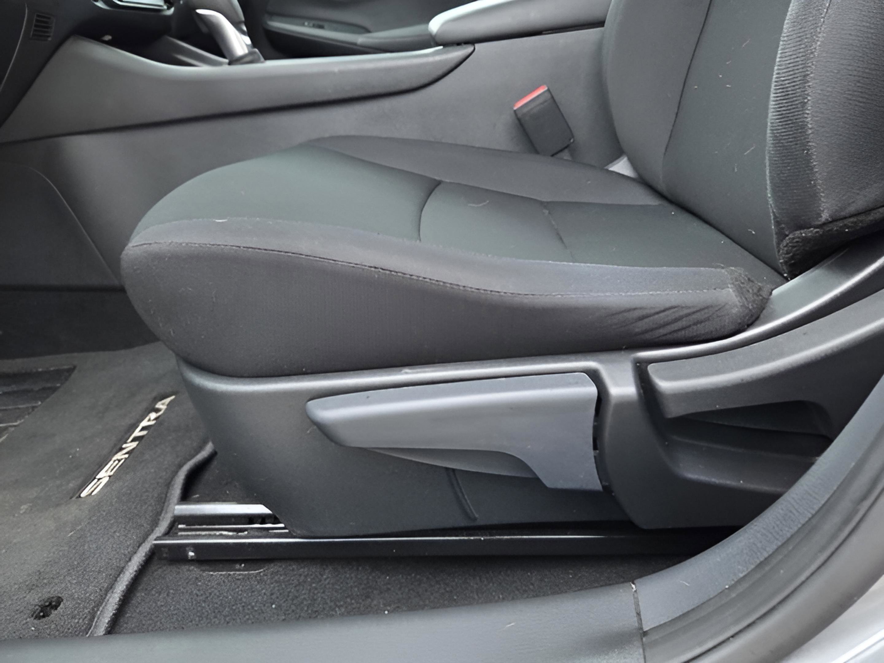 Used 2024 Nissan Sentra S image 12