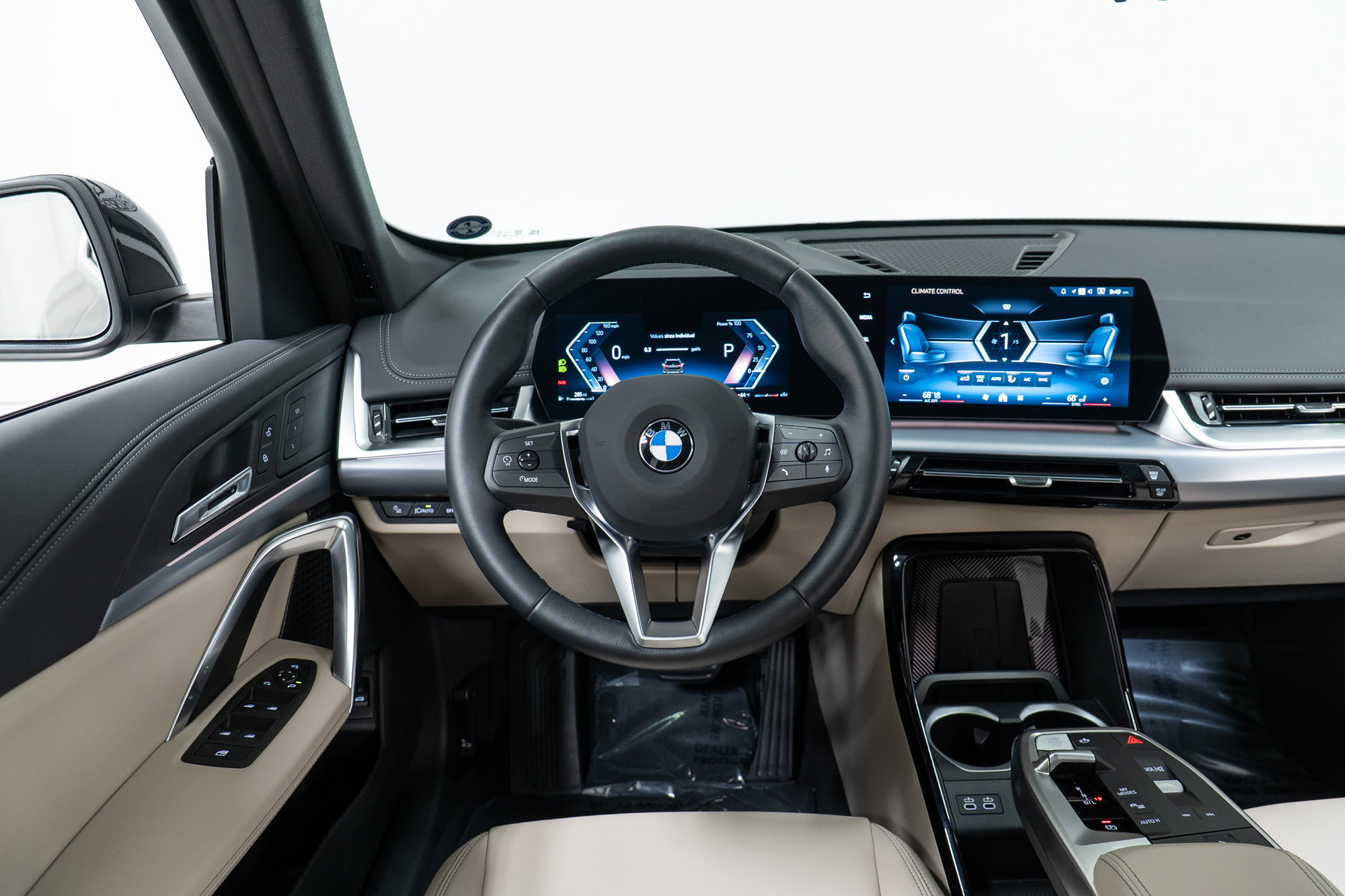 Used 2025 BMW X1 xDrive28i w/ Technology Package image 17