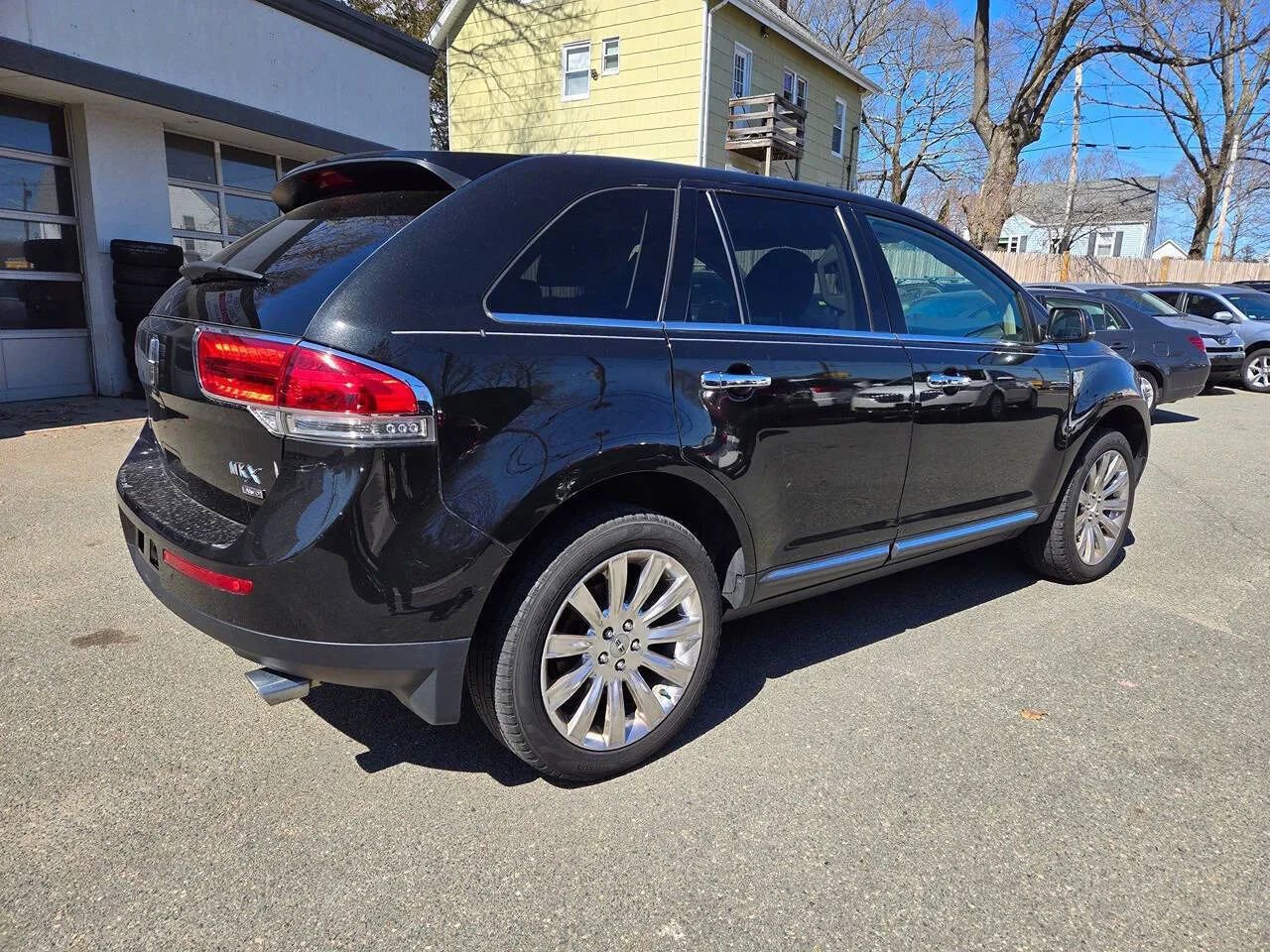 Used 2015 Lincoln MKX AWD w/ Equipment Group 102A image 18